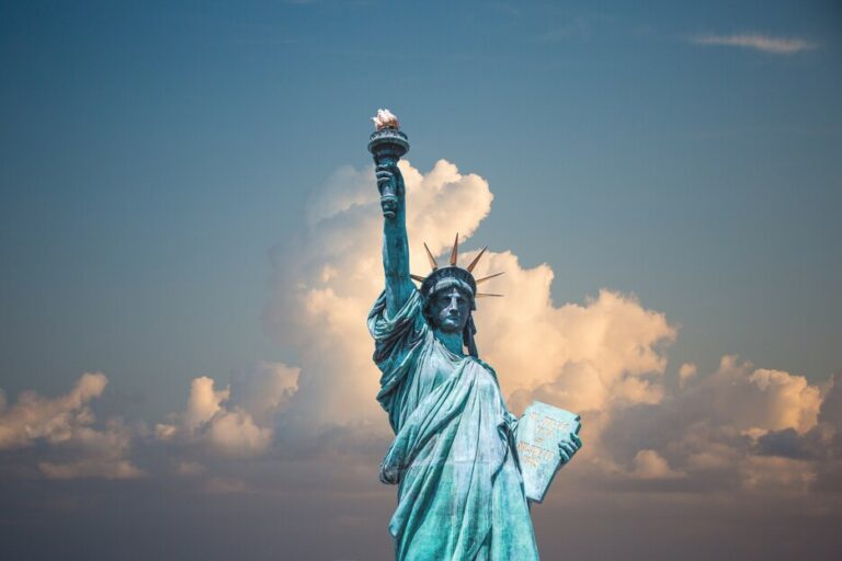 Complete New York City Travel Guide for First-Time Visitors