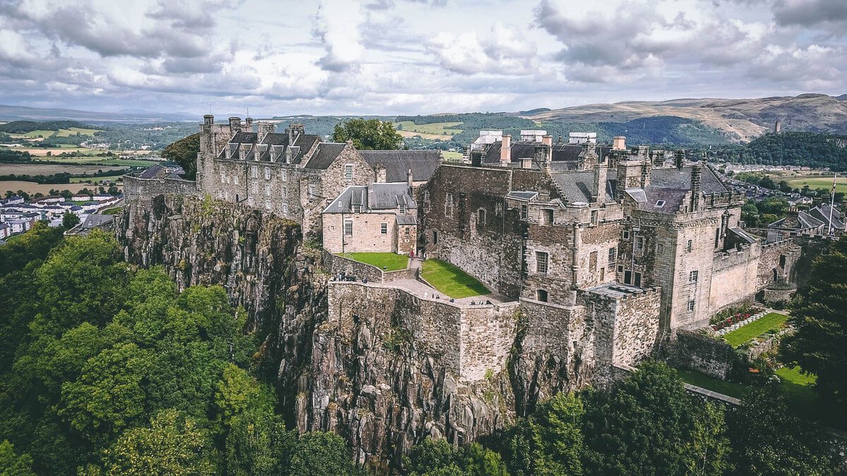 The BIG Stirling Castle Visitor’s Guide