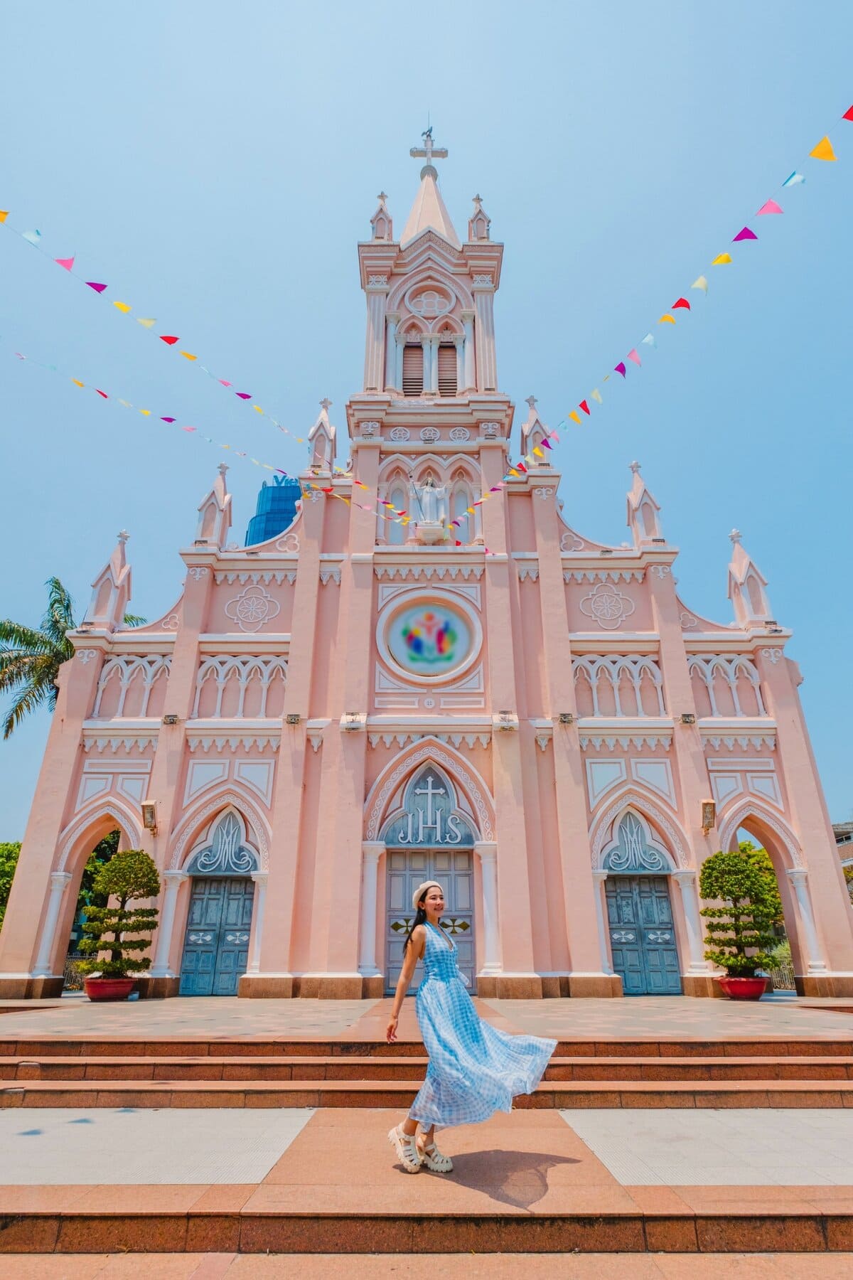Pink Da Nang Cathedrasl