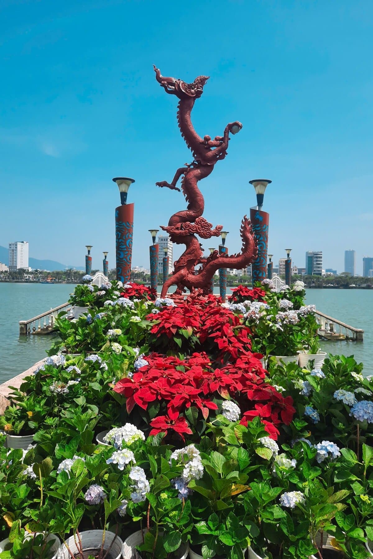 Dragon Statue Da Nang