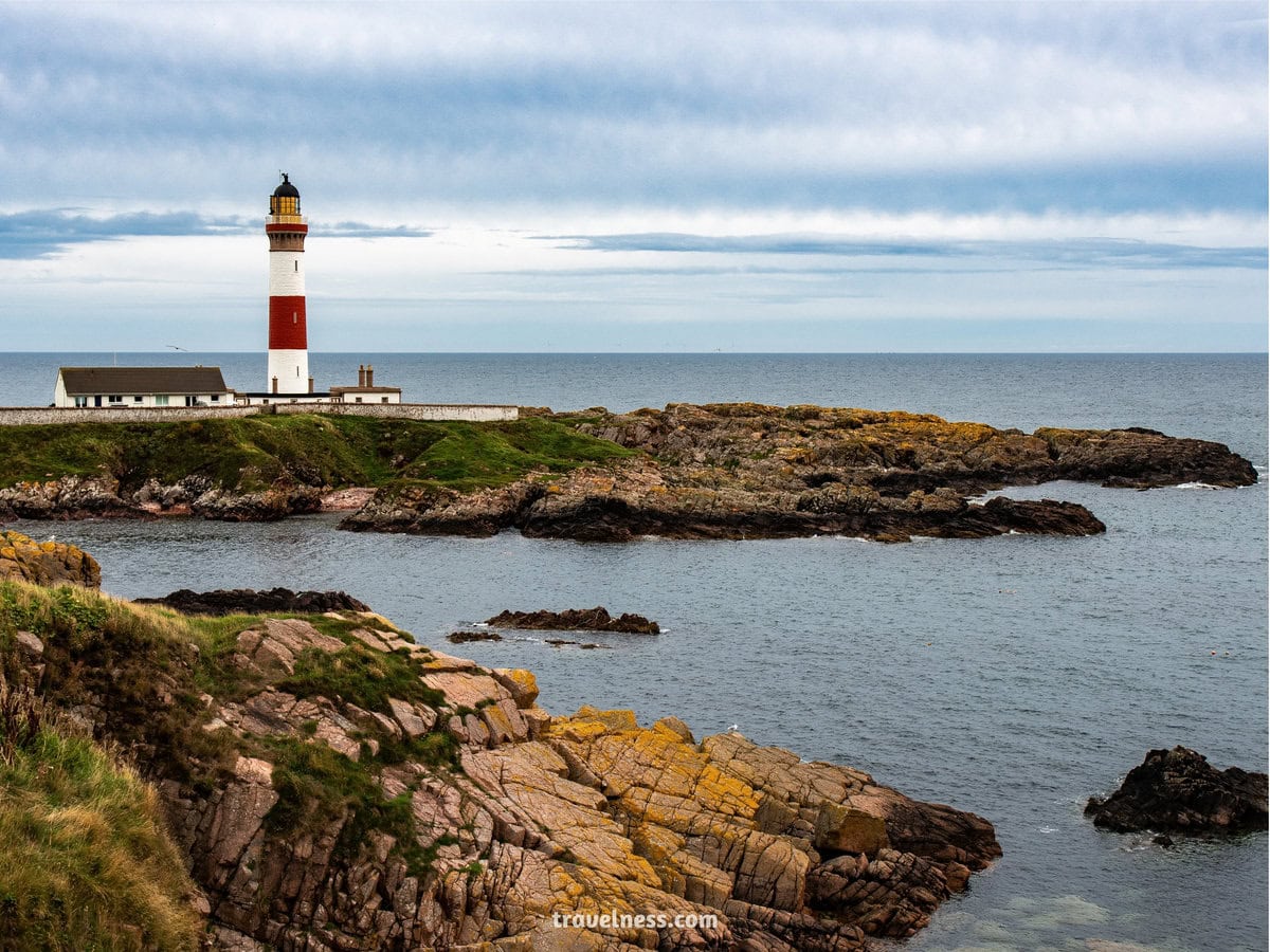Buchan Ness Lighthouse